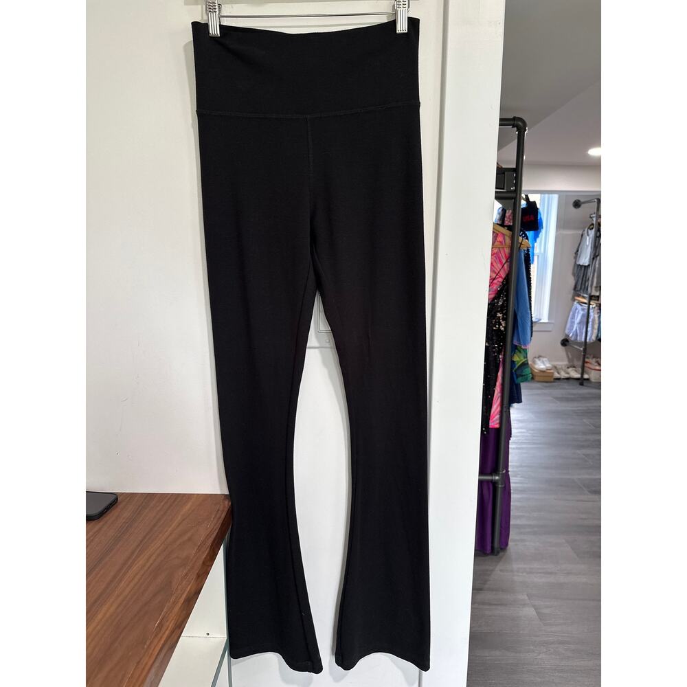 PerfectWhiteTee High Waist High Rise Flare Pants Size M